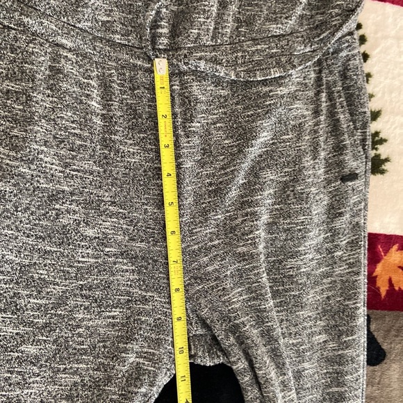 Roots jumper in size S - Picture 4 of 4